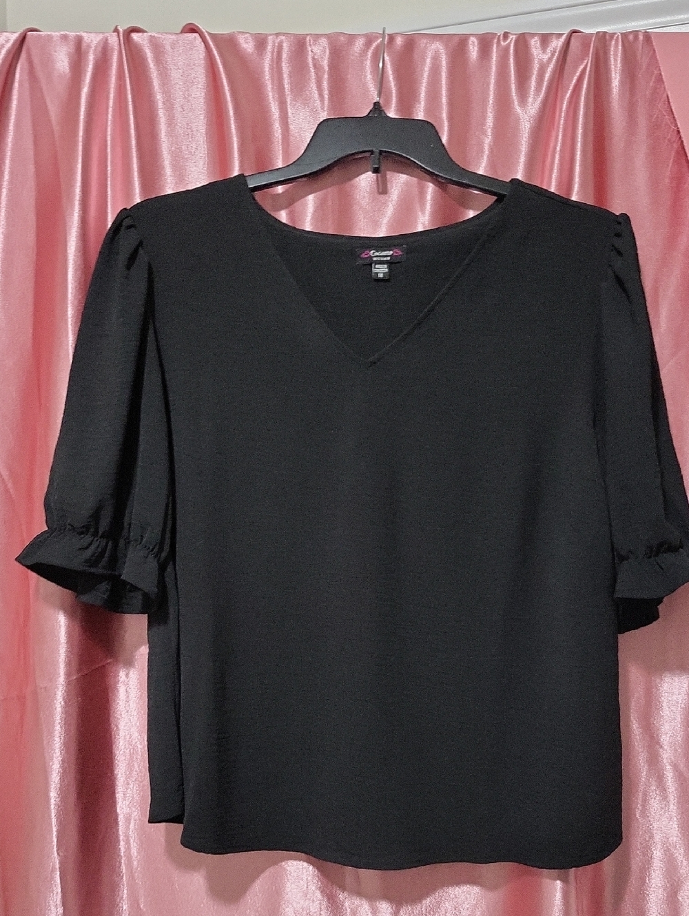 Cocomo Woman V-Neck Blouse 1X